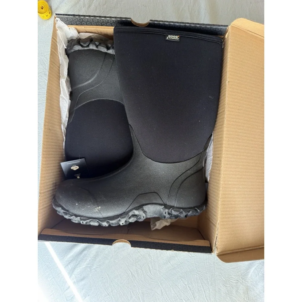 BOGS Classic High Men's Size 13 Black Waterproof Boots New in Box